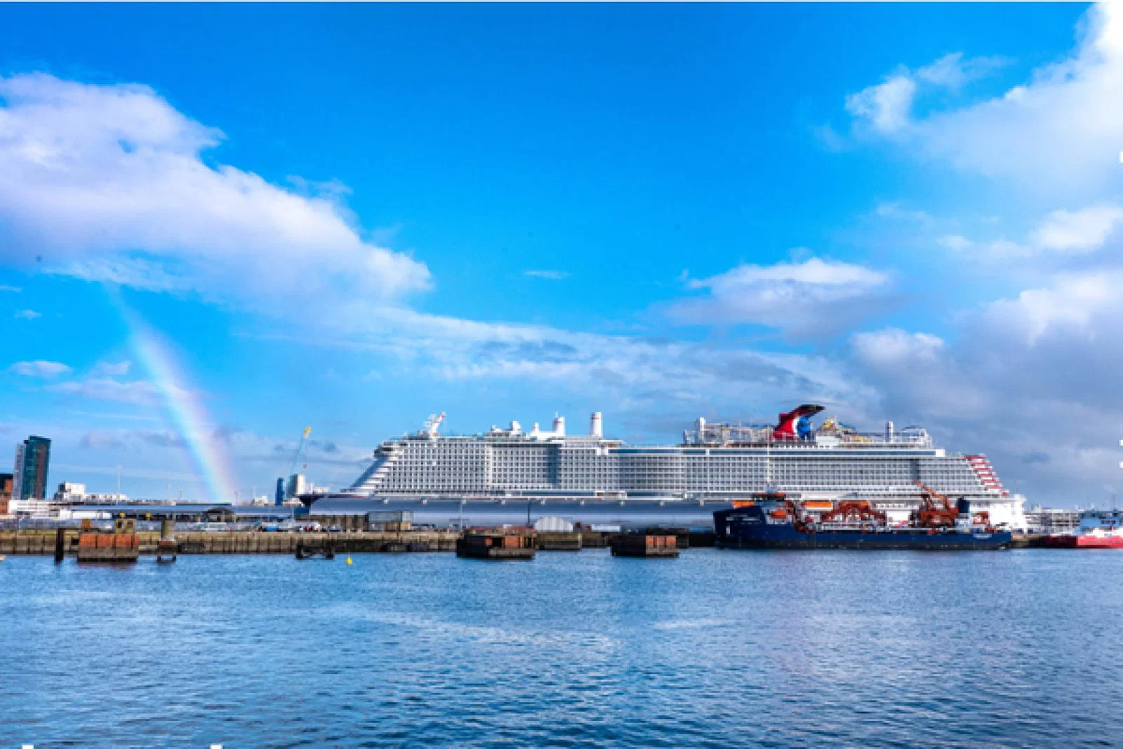 Carnival Corp to hike fares despite record bookings for future sailings