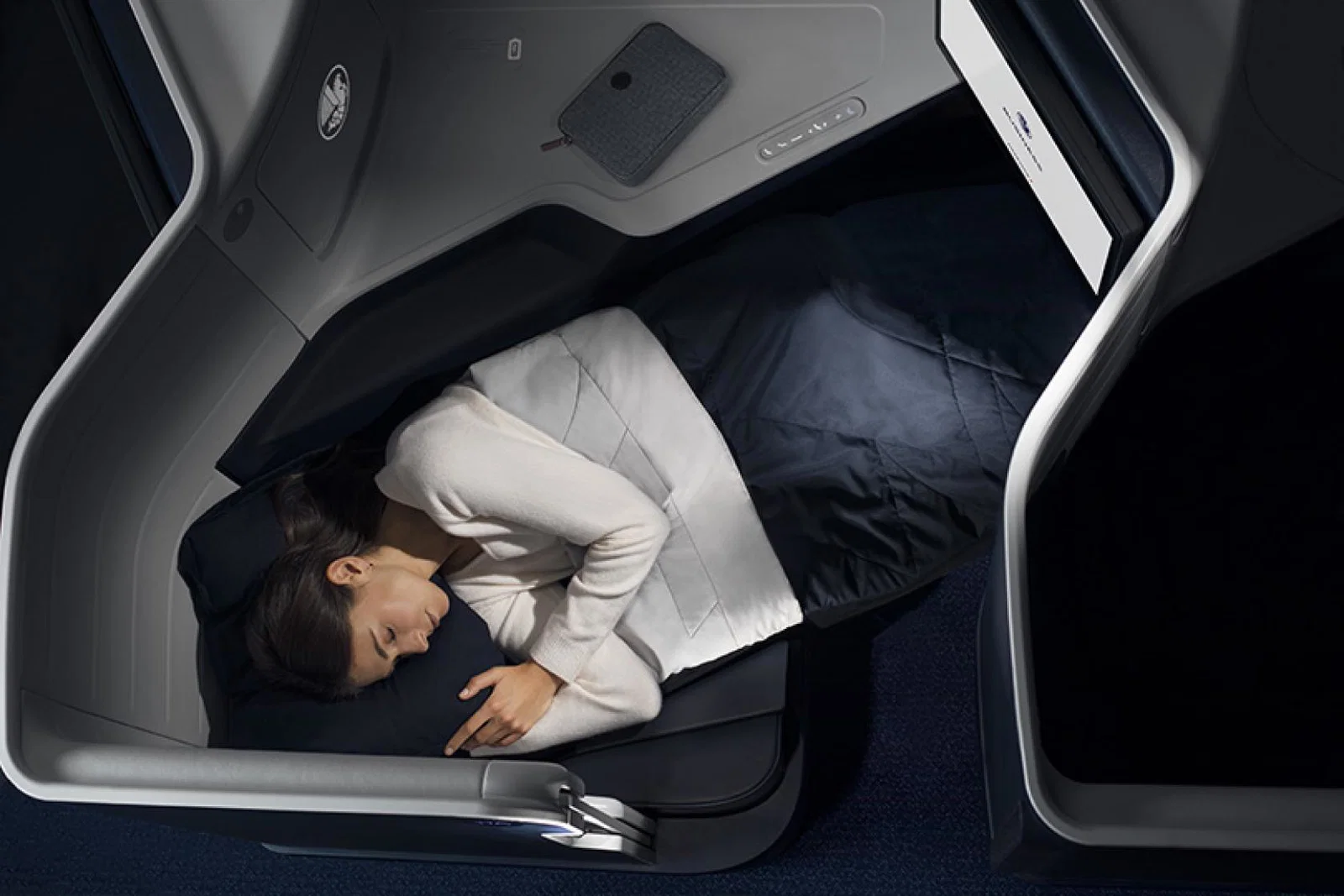Air France and KLM’s redesigned business class cabins