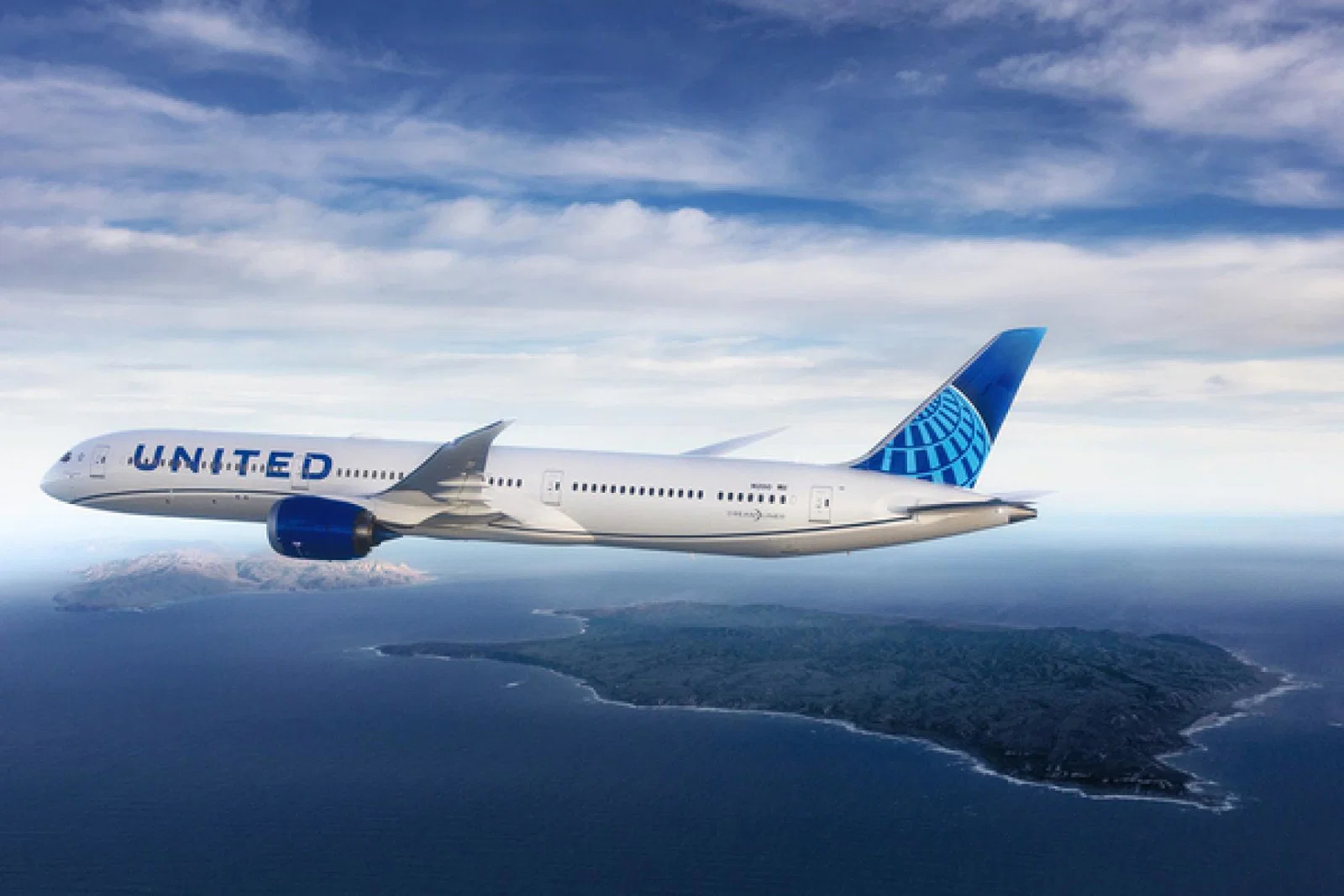 United has ordered up to 200 Boeing 787s