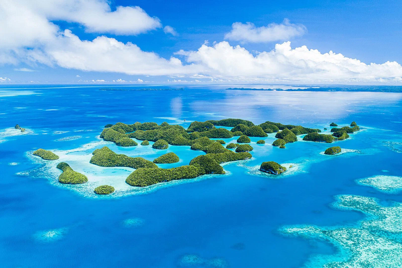 Four Seasons Explorer Palau islands fotor.jpg