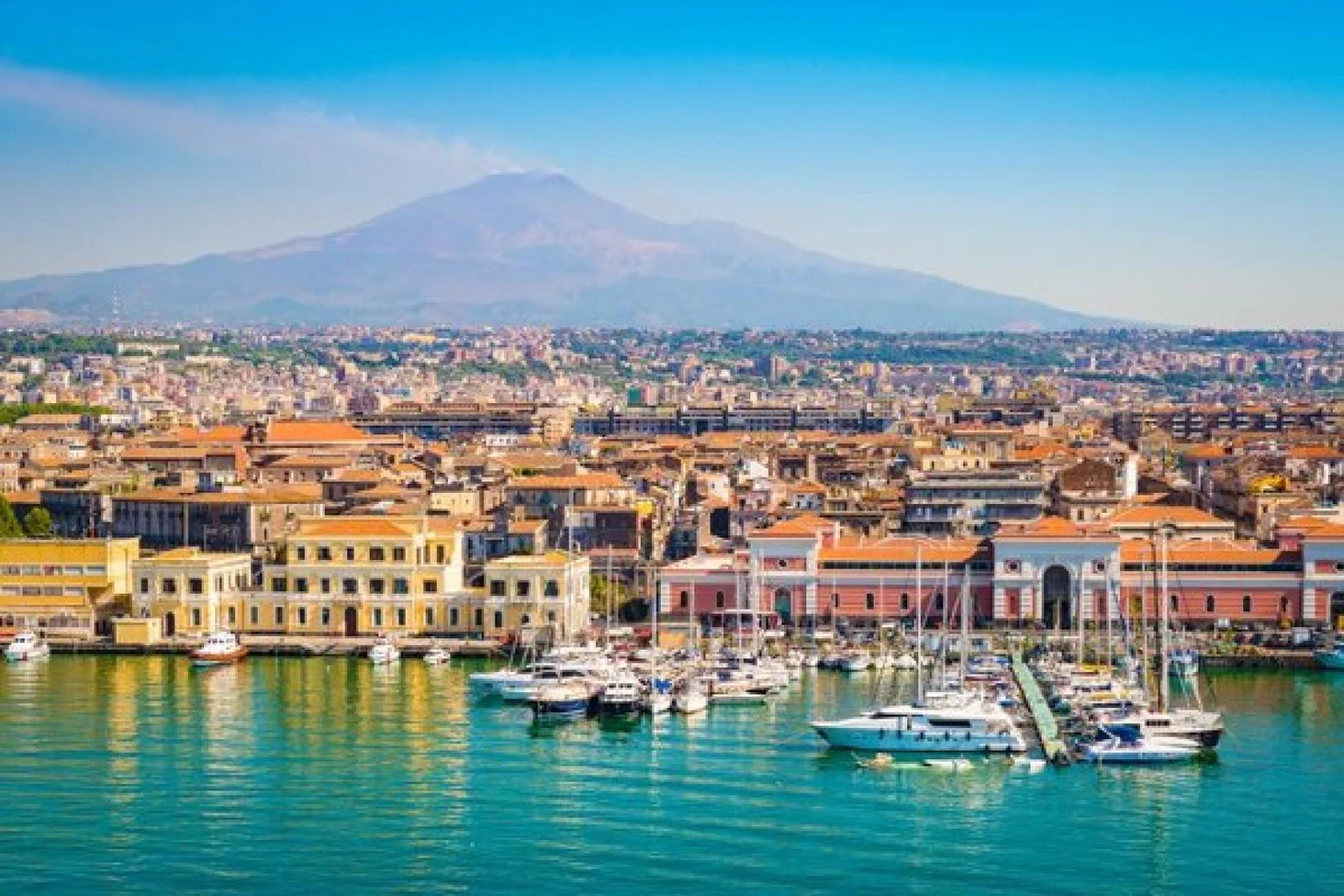 Mount Etna: Catania flights cancelled following eruption