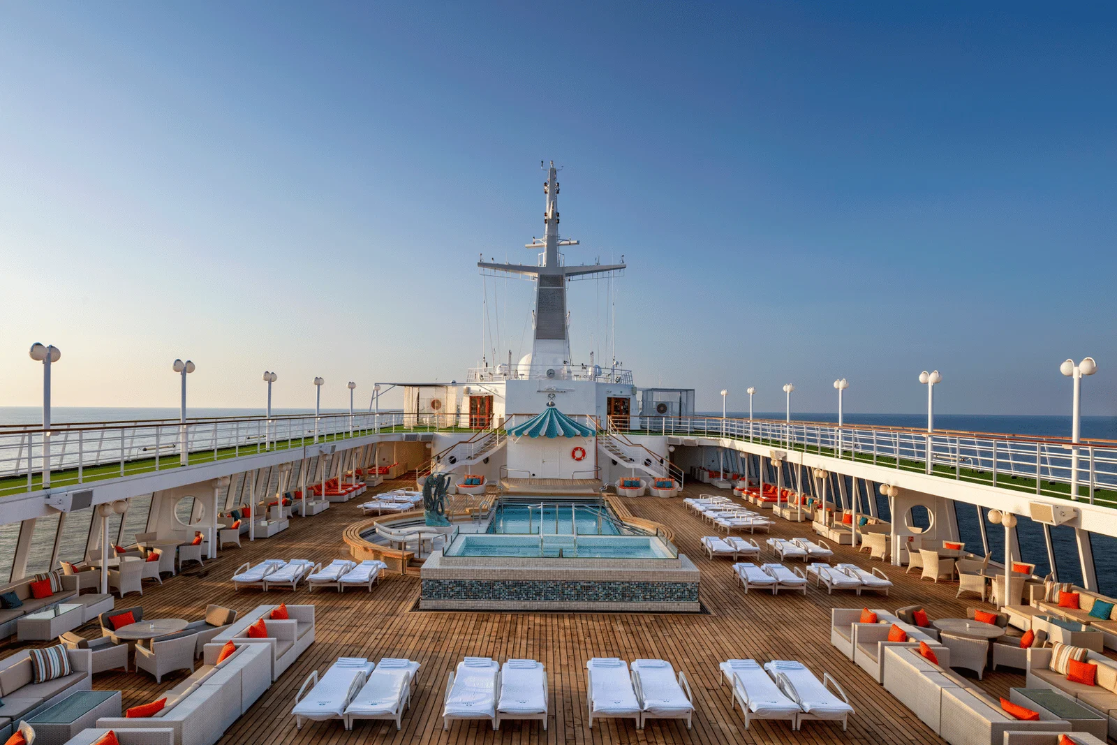 Crystal Symphony seahorse pool