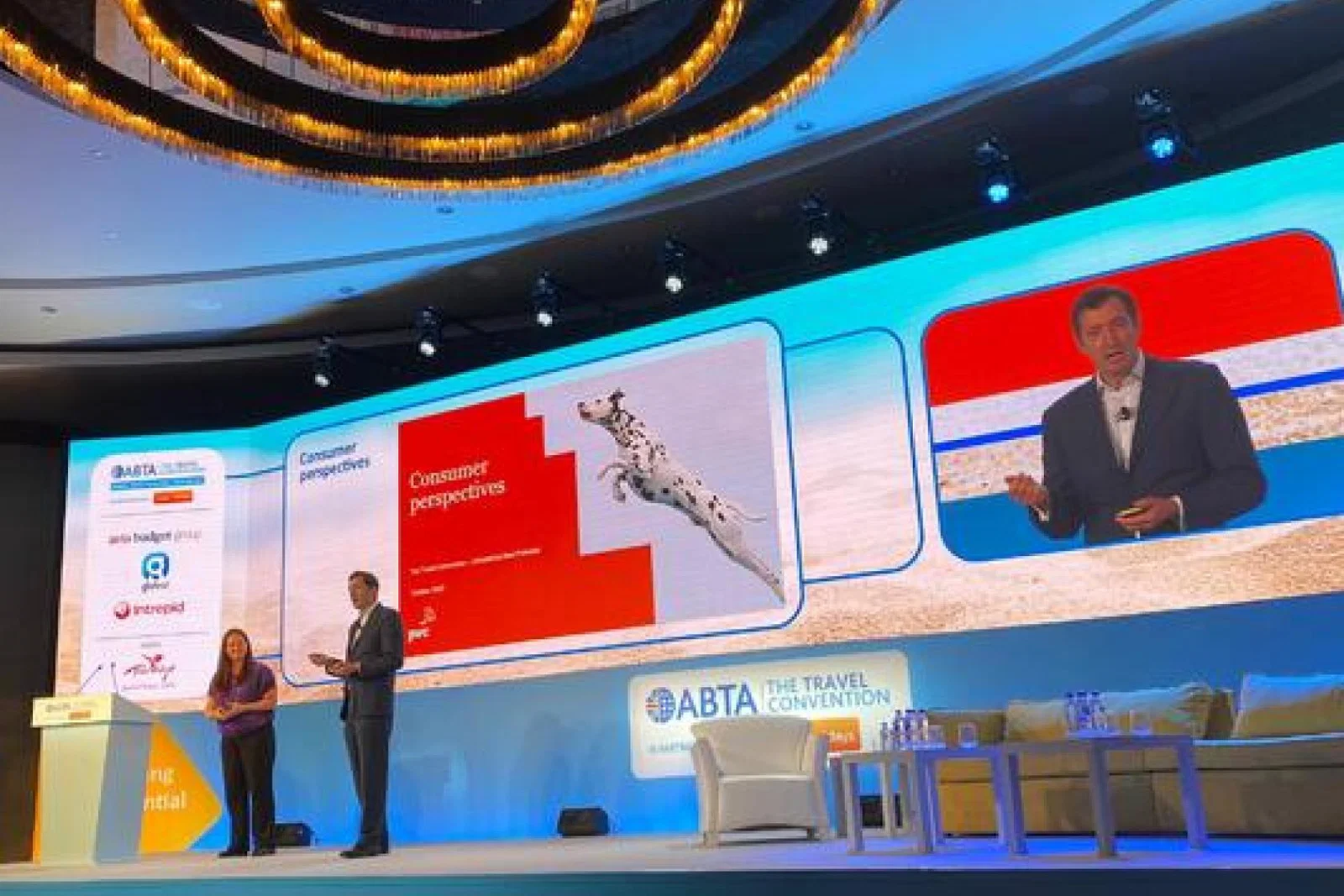 Agents told they may need to embrace AI to attract younger clients