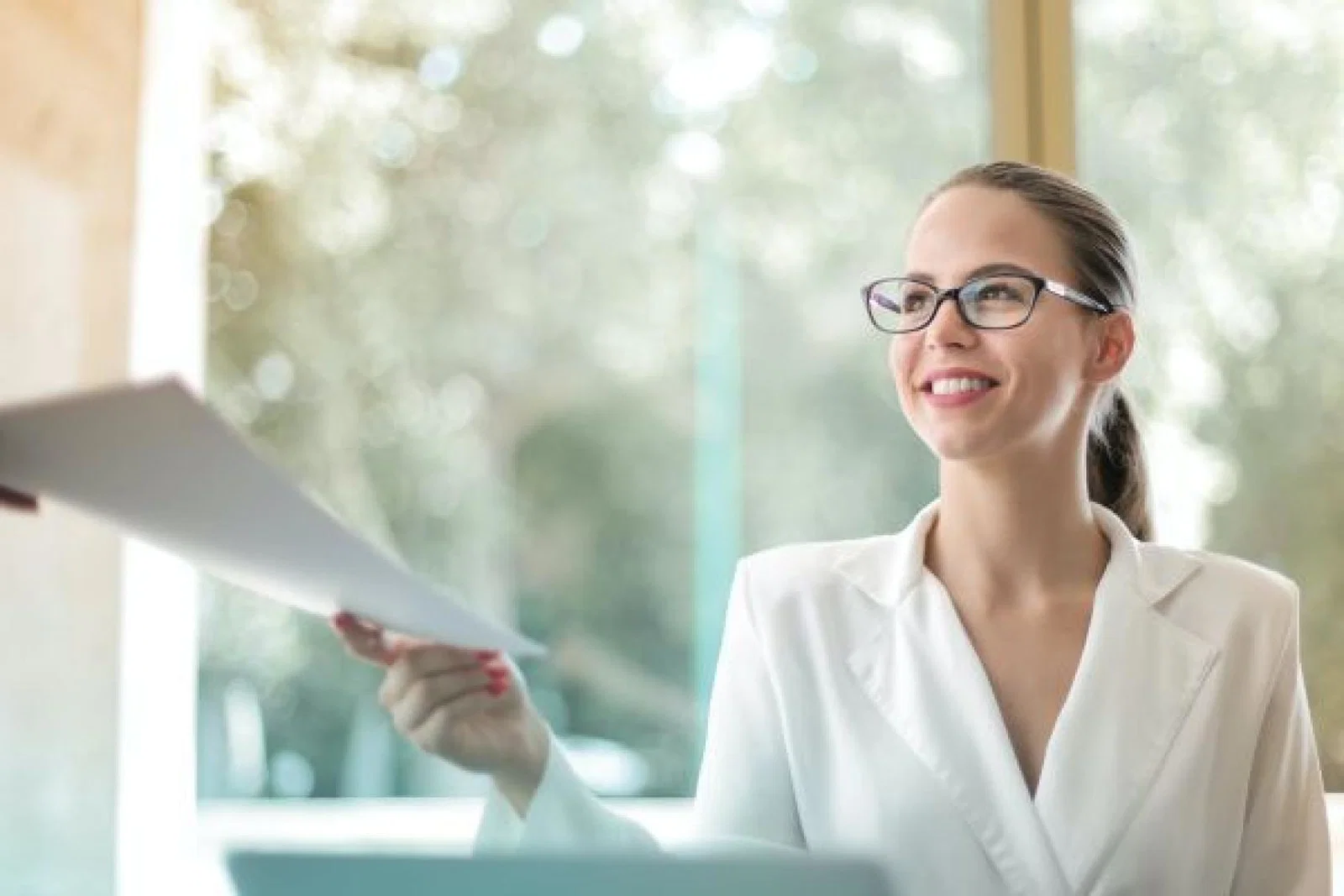 Travel agents top pay rise league.jpg