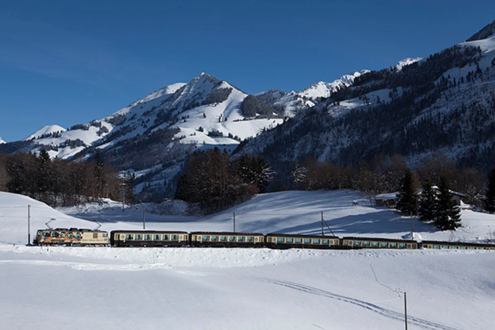 The cheese train travels along the GoldenPass-MOB scenic route 