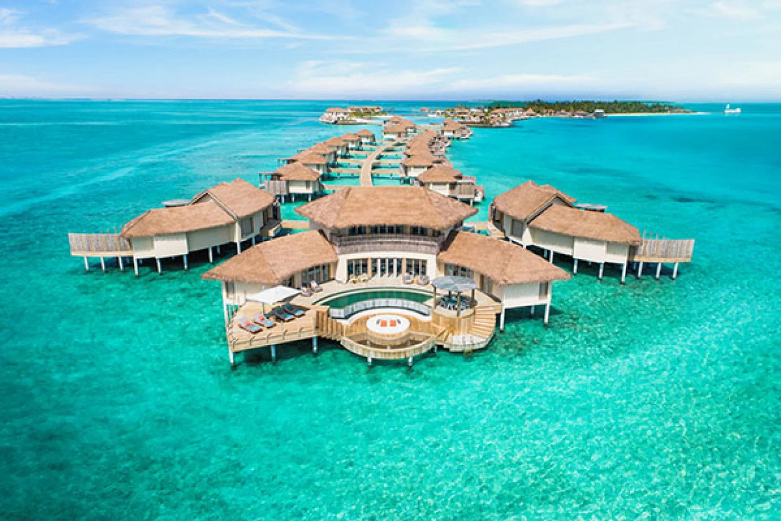 The agents will spend five days at InterContinental Maldives Maamunagau