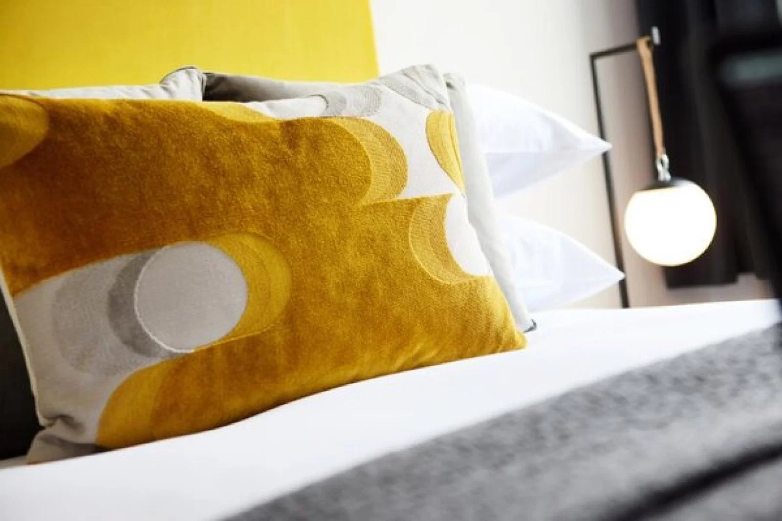 bed_room_accommodation_bed_bank_bedbank_iStock-2022349656