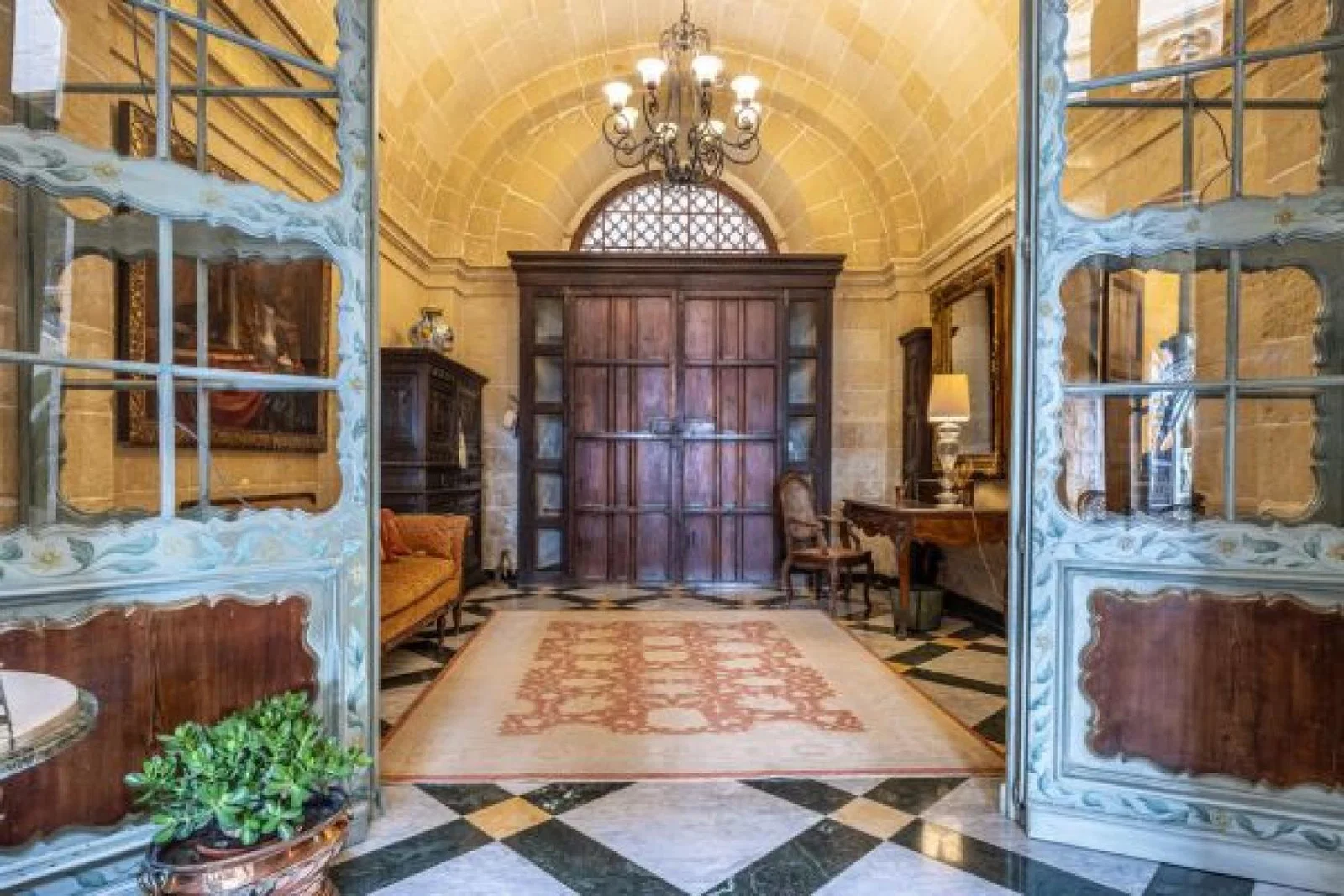 Palazzino_Belvedere.jpg