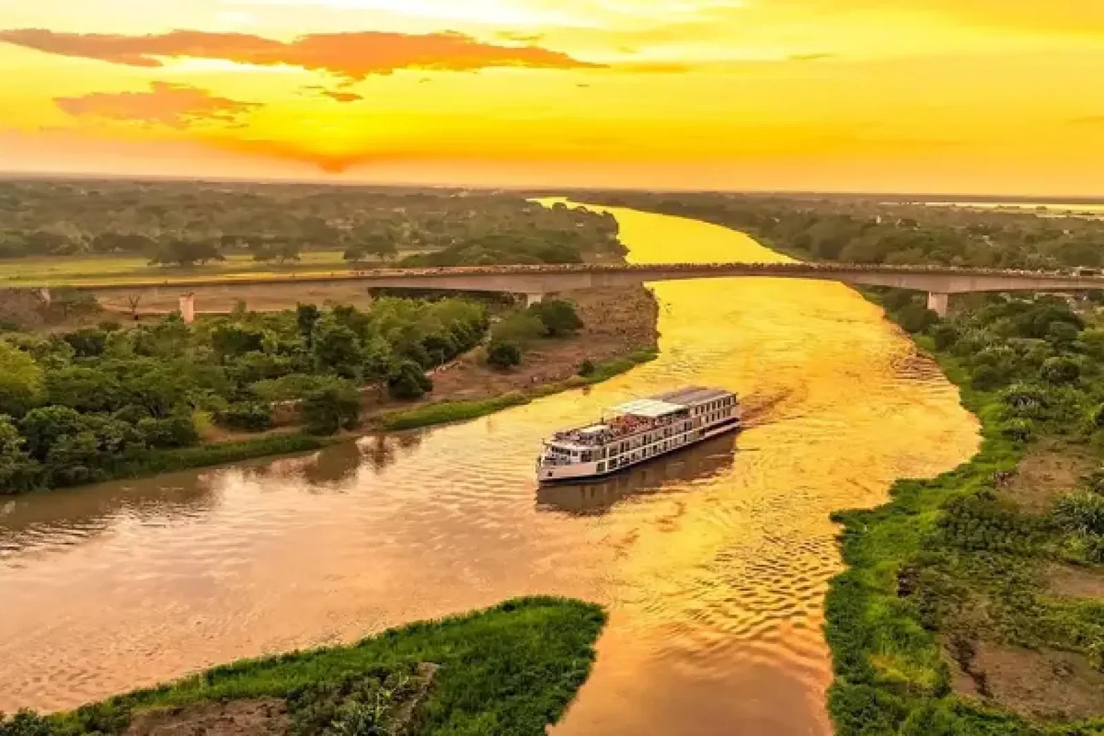 AmaWaterways launches first ship on Colombia's Magdalena River