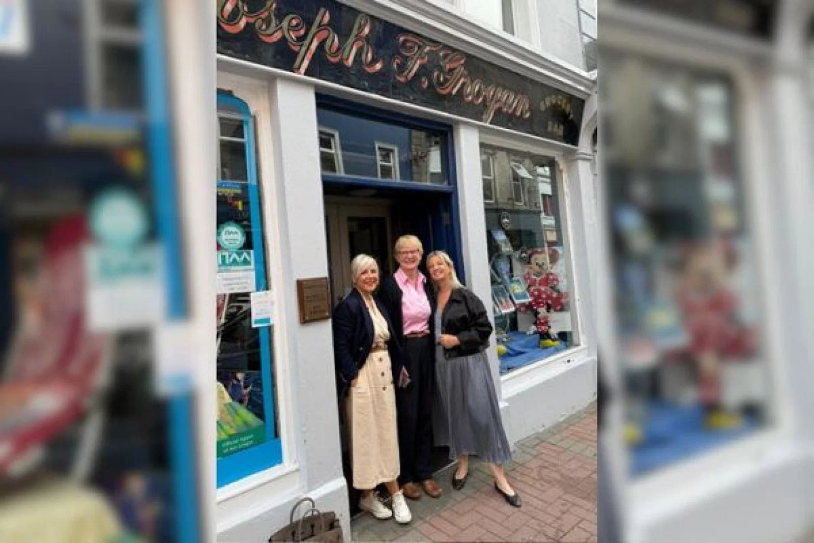 Grogan Travel Frosch Ireland Jackie Sheehan Frances Grogan and Angela Walsh