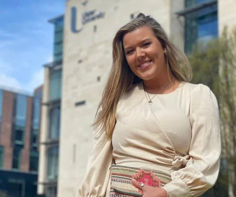 Travelmax agent Savannah Bracewell