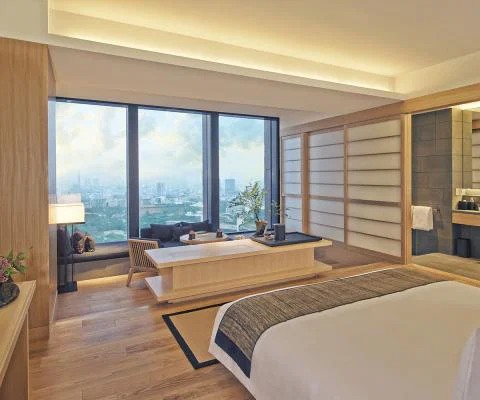 Aman-Tokyo-Deluxe-Room-Interior.jpg