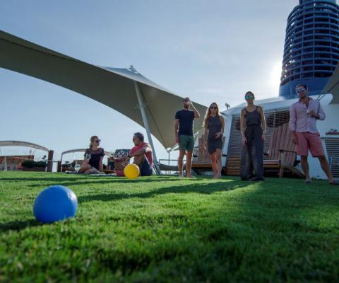 Celebrity_Cruises_-16_EMAILABLE2.jpg
