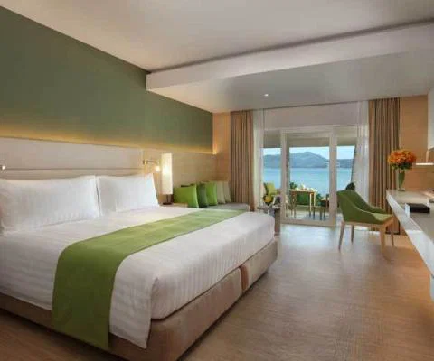 Amari-Phuket-Deluxe-Bed.jpg