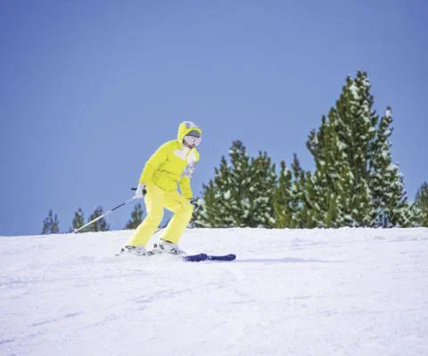 Andorra-ThinkstockPhotos-504128801.jpg
