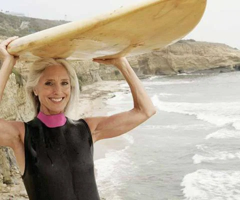 baby-boomer-surfing-grandmother-ThinkstockPhotos-124812449.jpg