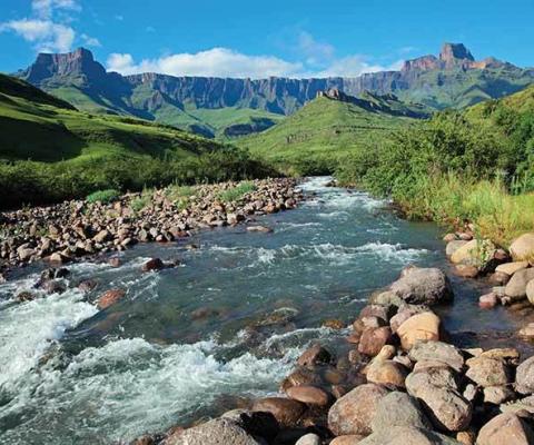 Drakensberg Mountains ThinkstockPhotos 525568453