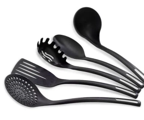 Utensils_ThinkstockPhotos-517228982.jpg
