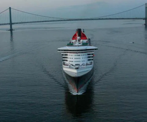 Queen Mary 2 - New York.jpg