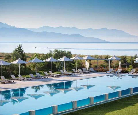 Buca-Beachclub-pool.jpg