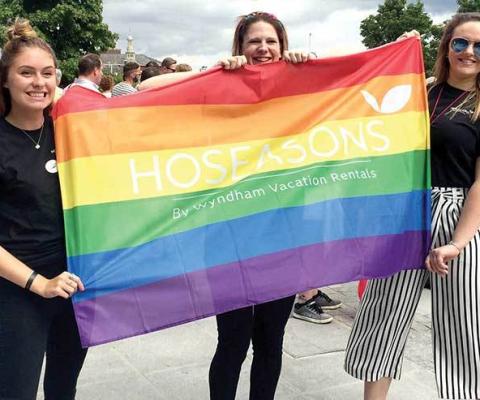 Hoseasons-LGBT-Nchpride16_2.jpg