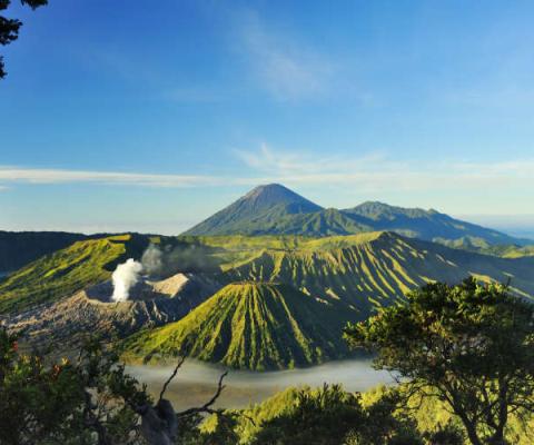 LSH_127067933_MountBromo.jpg