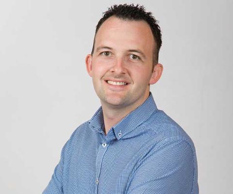 Jonathan Woodall Hays Travel