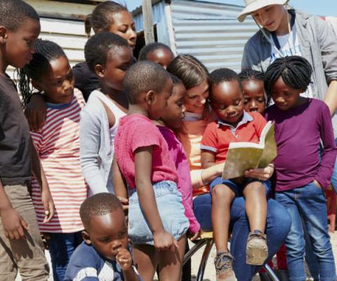 Voluntourism iStock_90463275_XLARGE.jpg