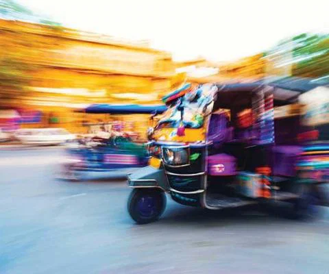 Speeding tuk tuk iStock-503807216