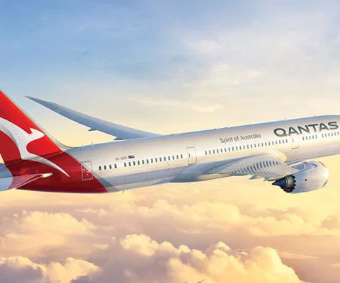Qantas_dreamliner_WEB.jpg