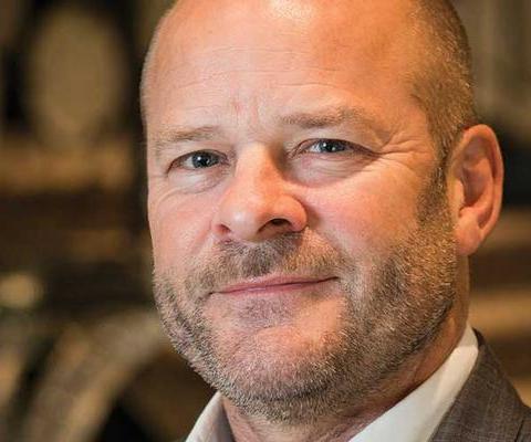Bernard Carter leaves Oceania Cruises after nearly 20 years