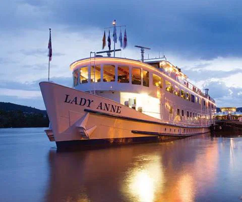 MPS-Lady-Anne-at-night.jpg