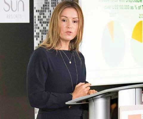 Fflur Roberts speaking at ttgluxury Seminar