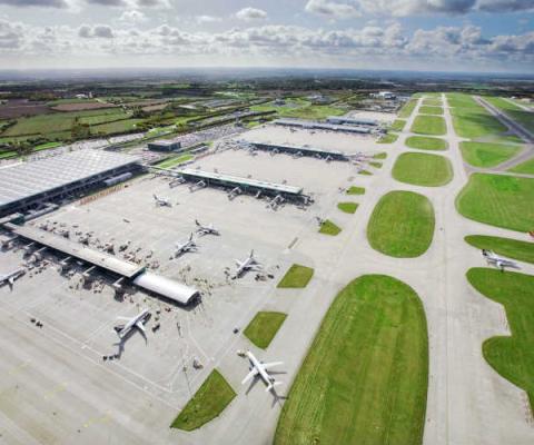 Emirates today announced that it is to launch a new daily route from Dubai (DXB) to London Stansted