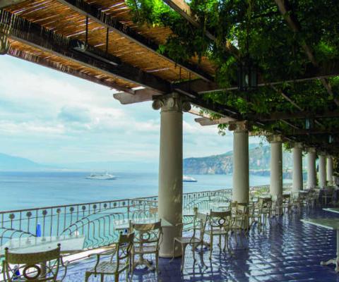 000852_Views_from_Via_V_Veneto_Sorrento_005_Italy_Hugo_King-.jpg