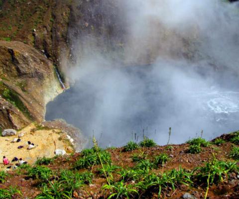 boiling_lake1.jpg
