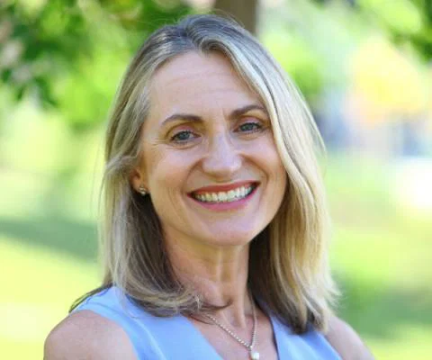 Jane Ashton Tui.jpg