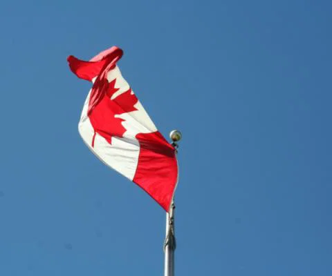 Canada Flag Unsplash clem-sim-791427-unsplash.jpg