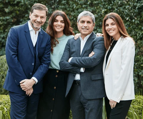 Frederic-Picard-and-the-Pariente-family.gif