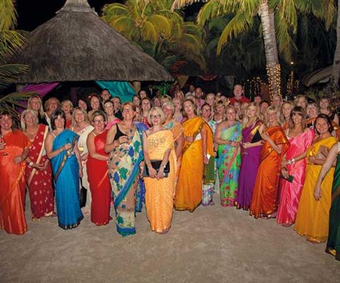 Designer-Travel party