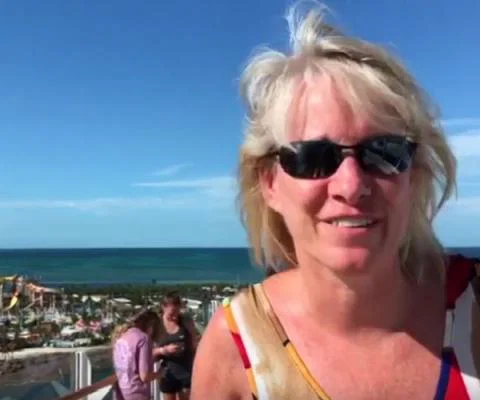 Sara_Mace_CocoCay_2.jpg