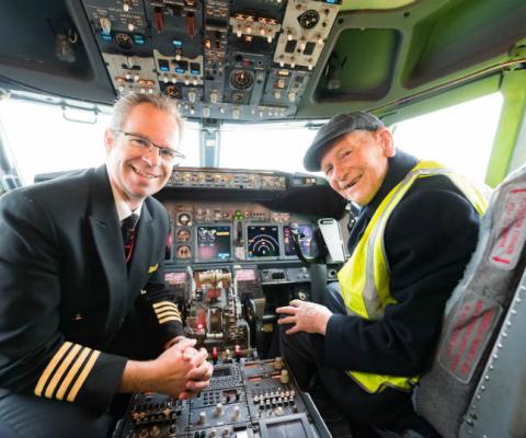 Eddie Morrison with Jet.com captain Martin Beaton in the aircraft