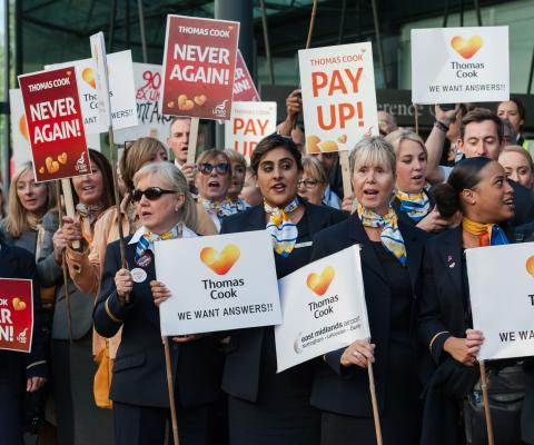 DO_NOT_REUSE_Thomas_Cook_staff_protest.jpg