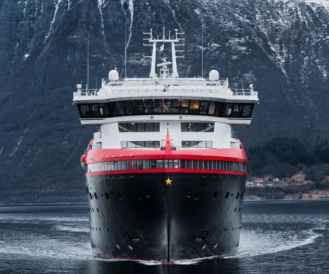 About 1,000 people, “predominantly agents”, will have the chance to tour Nansen during ship visits