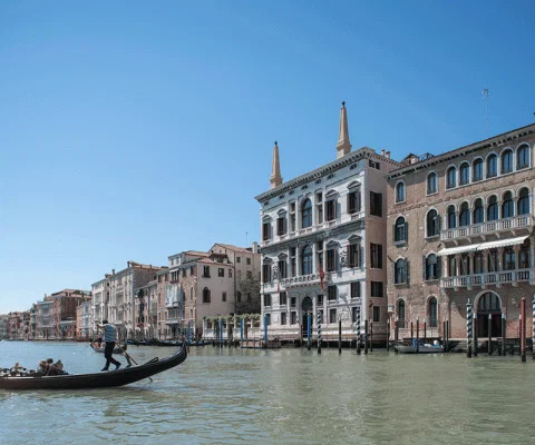 Aman-Venice.gif