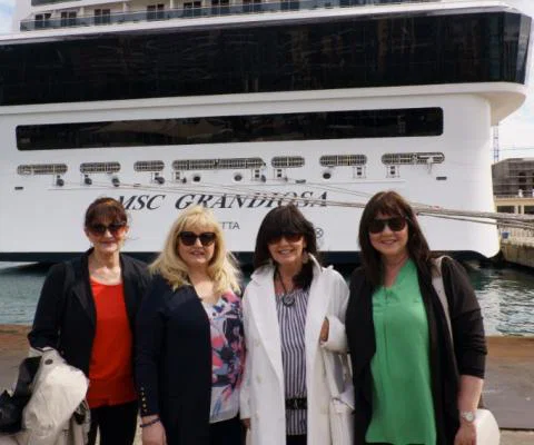 The_Nolans_MSC_2.jpg