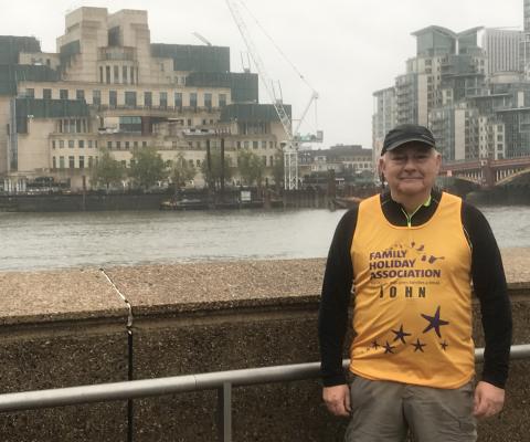 John de Vial pictured during his 2020 London Marathon