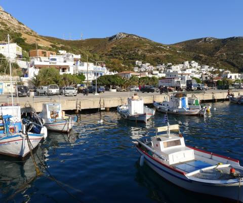Fourni_harbour_Sunvil.jpg