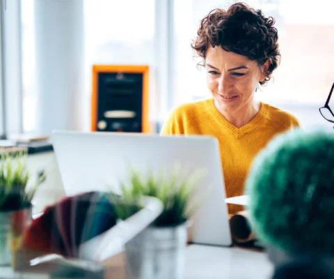 Expedia's virtual agent can deal with simple requests, allowing agents to concentrate on more complex tasks