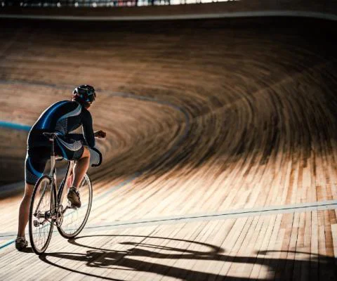 LifeLine director Trudie Clements said: "This is a chance to support our peers at a time when they need it the most"